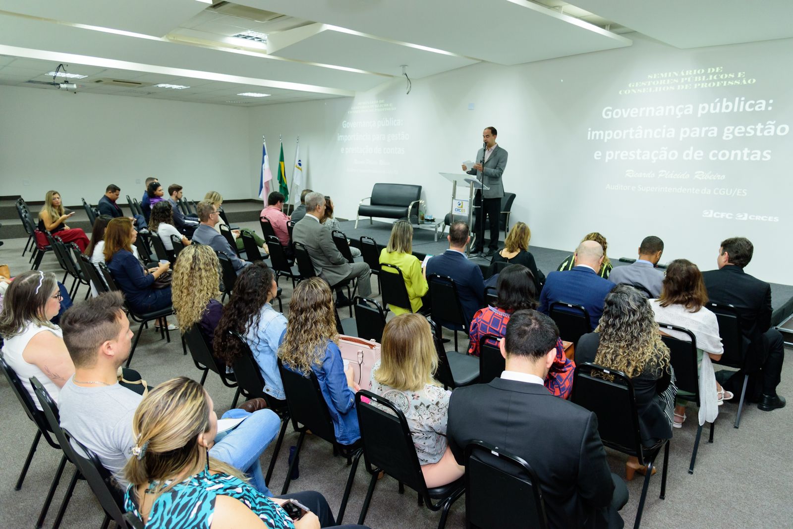 Espaço de destaque para temas como governança e ESG