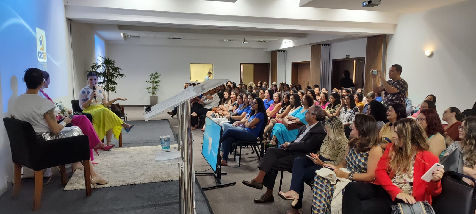CRCES comemora o Dia Internacional da Mulher