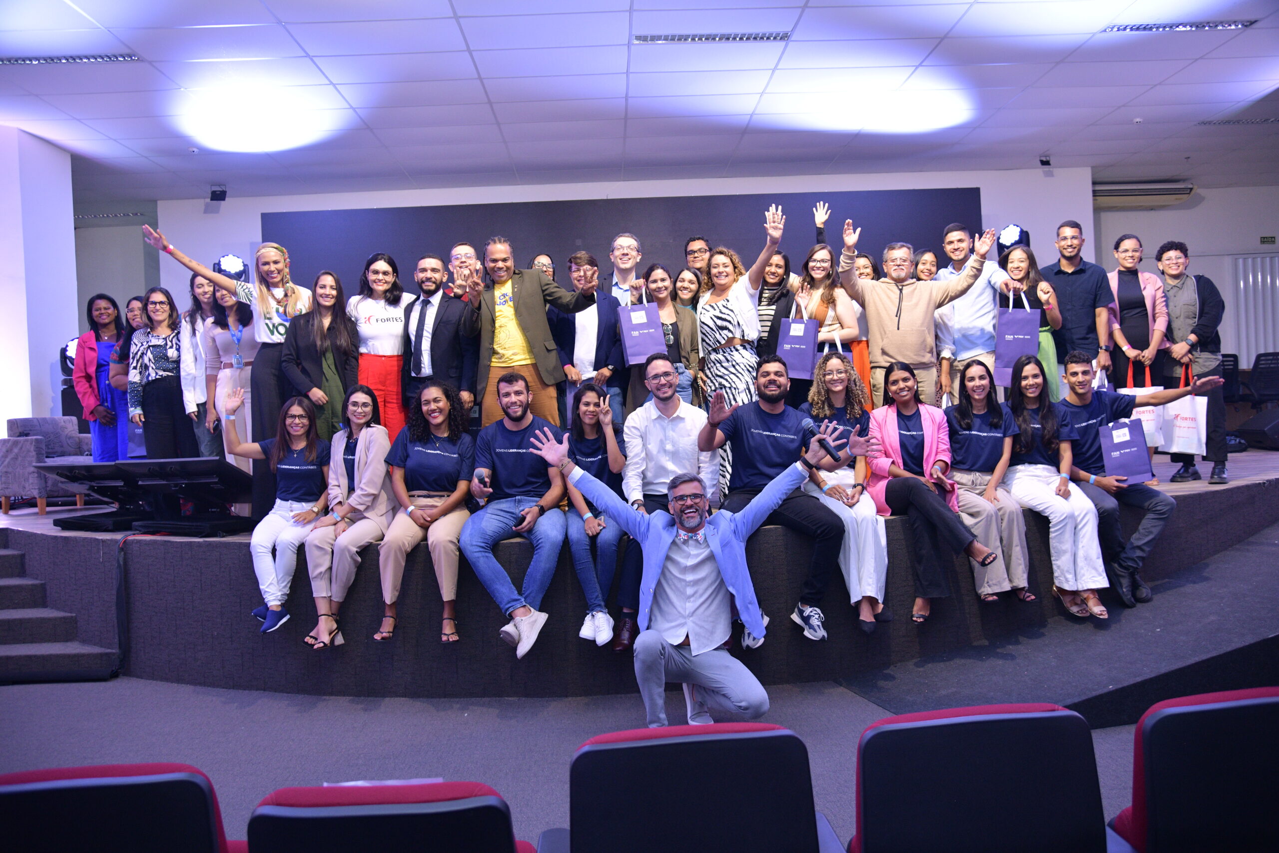 Encontro reúne centenas de estudantes e jovens contadores em Alagoas