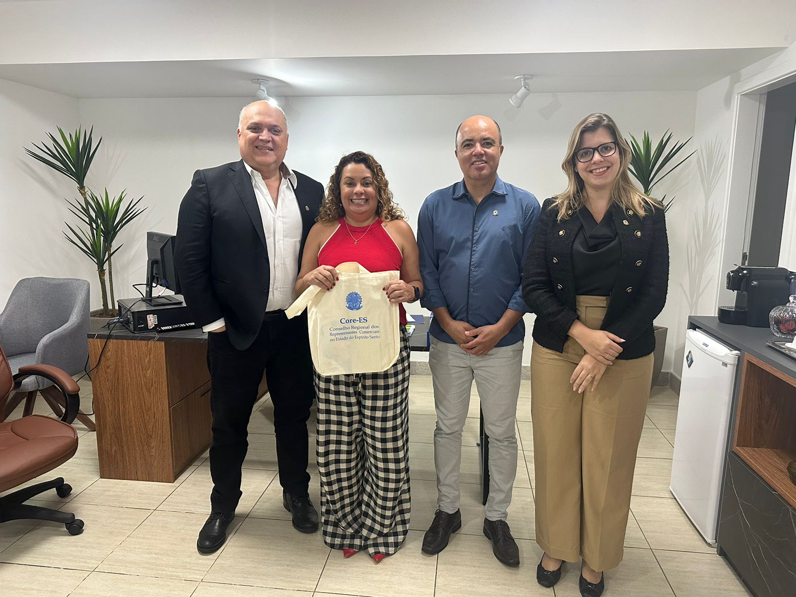 CRCES e o Conselho Regional dos Representantes Comerciais do ES iniciam tratativa para cooperação entre as entidades