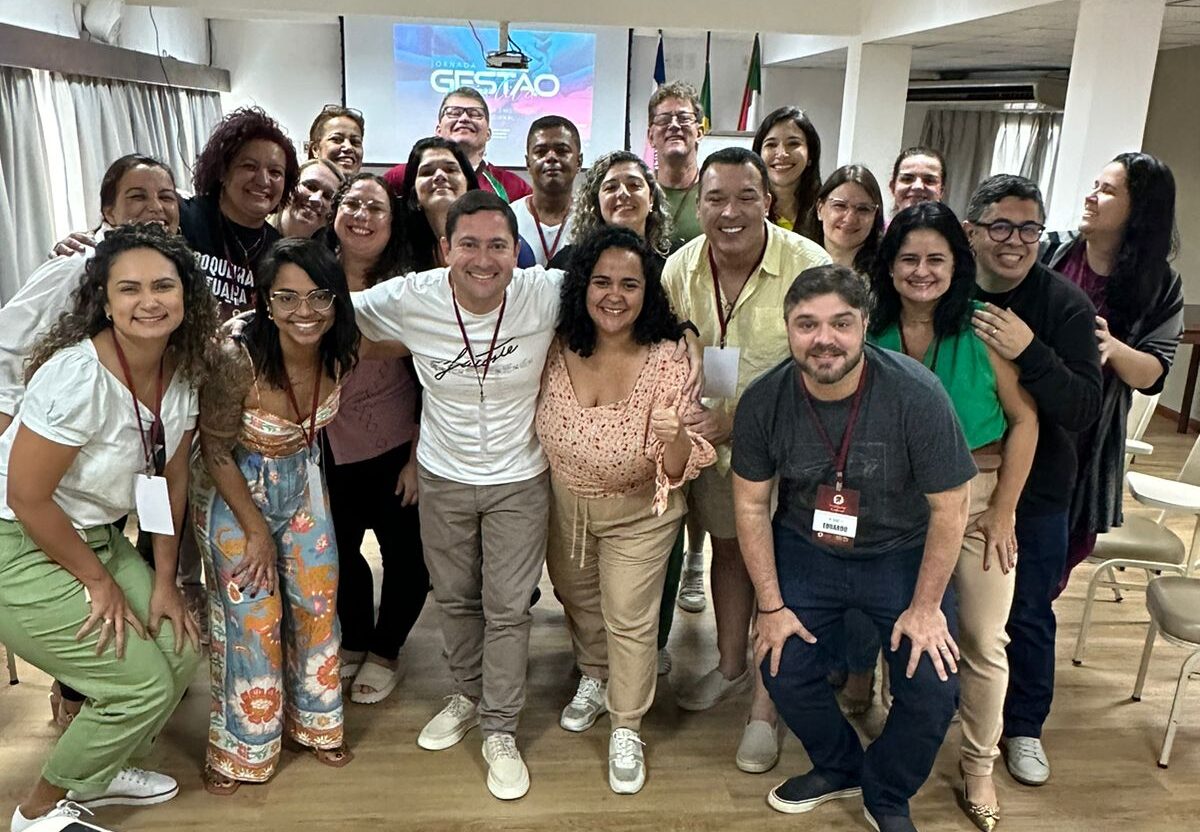Servidores do CRCES recebem formação profissional