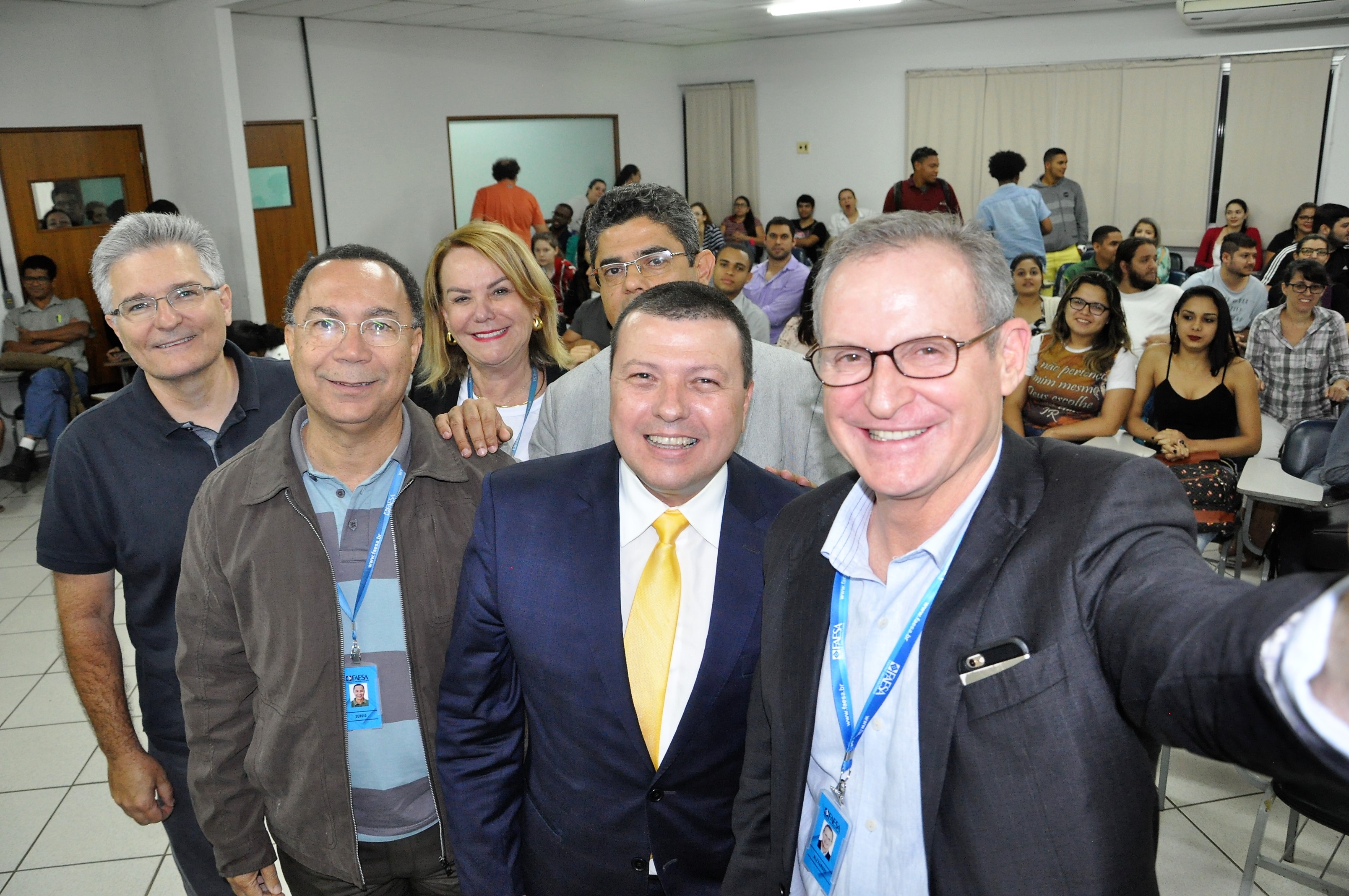 CRCES ASSINA CONVÊNIO COM A FAESA PARA CONCESSÃO DE BOLSA DE ESTUDOS