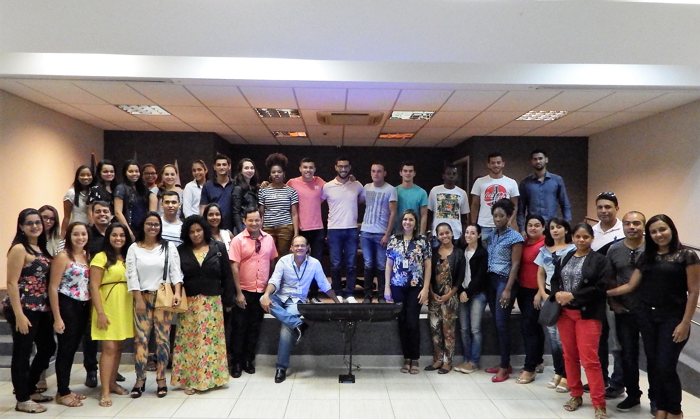 Estudantes de Ciências Contábeis e Administração visitam CRCES