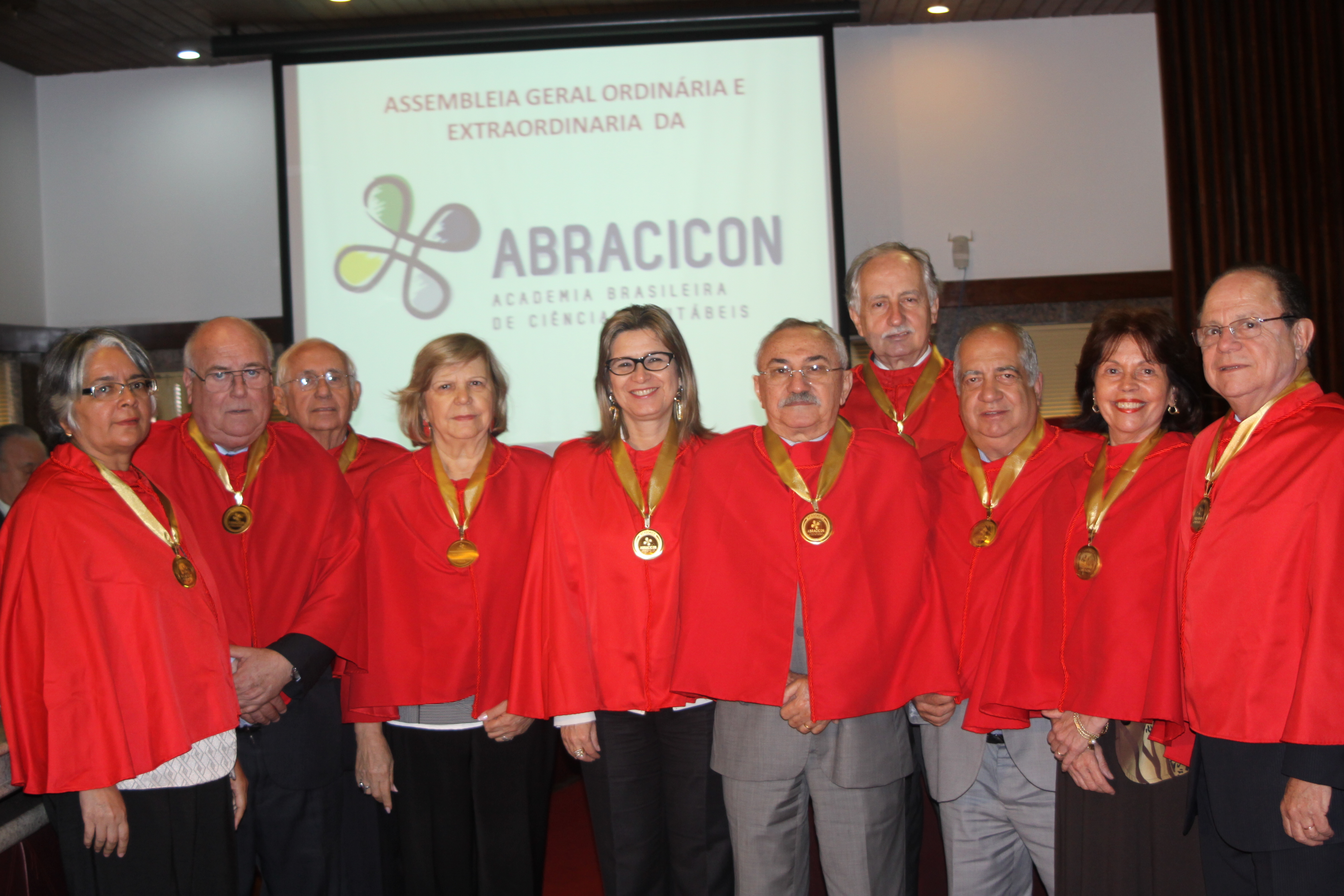 Abracicon elege diretoria