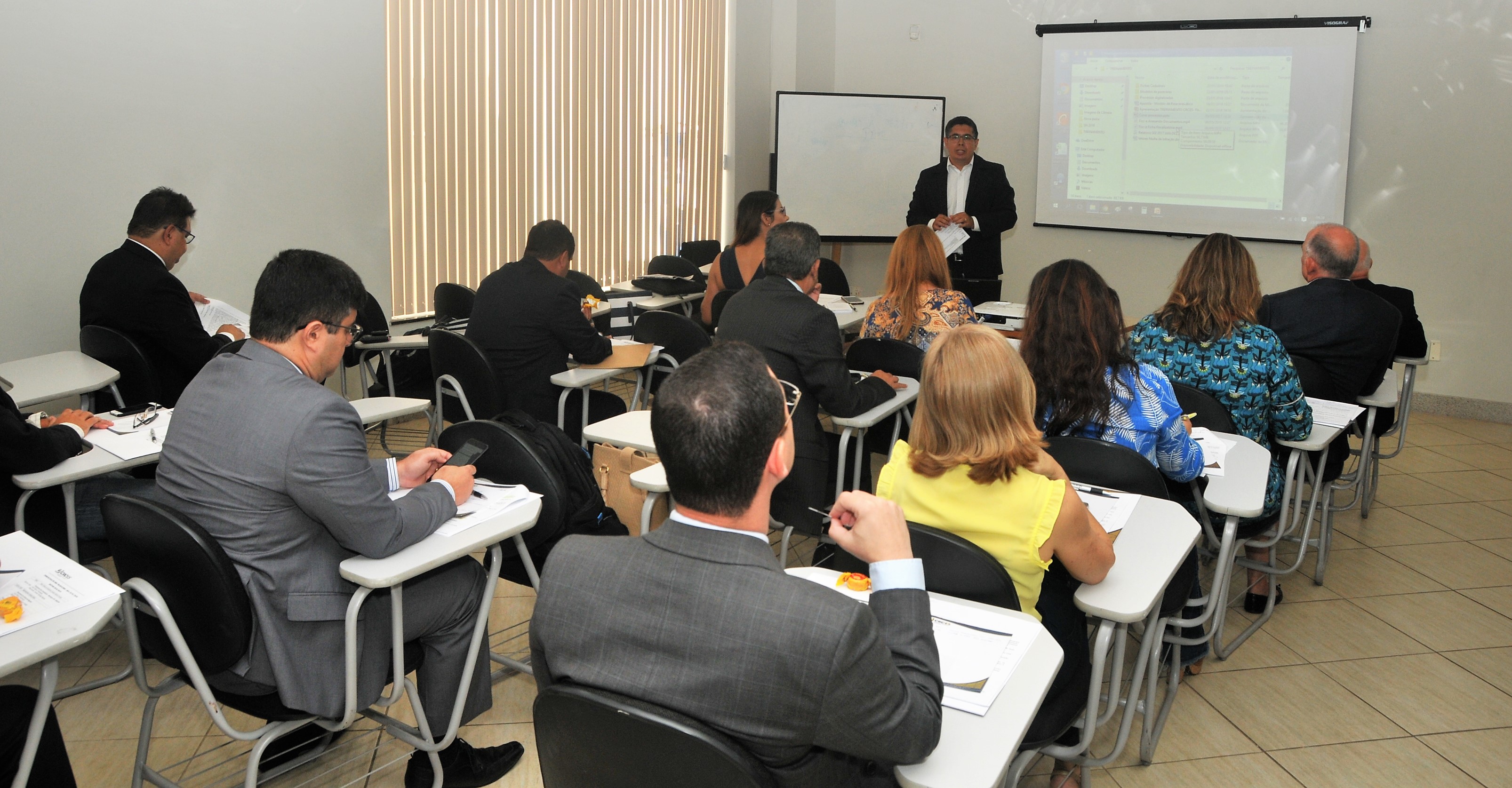 CRCES REALIZA CAPACITAÇÃO PARA CONSELHEIROS