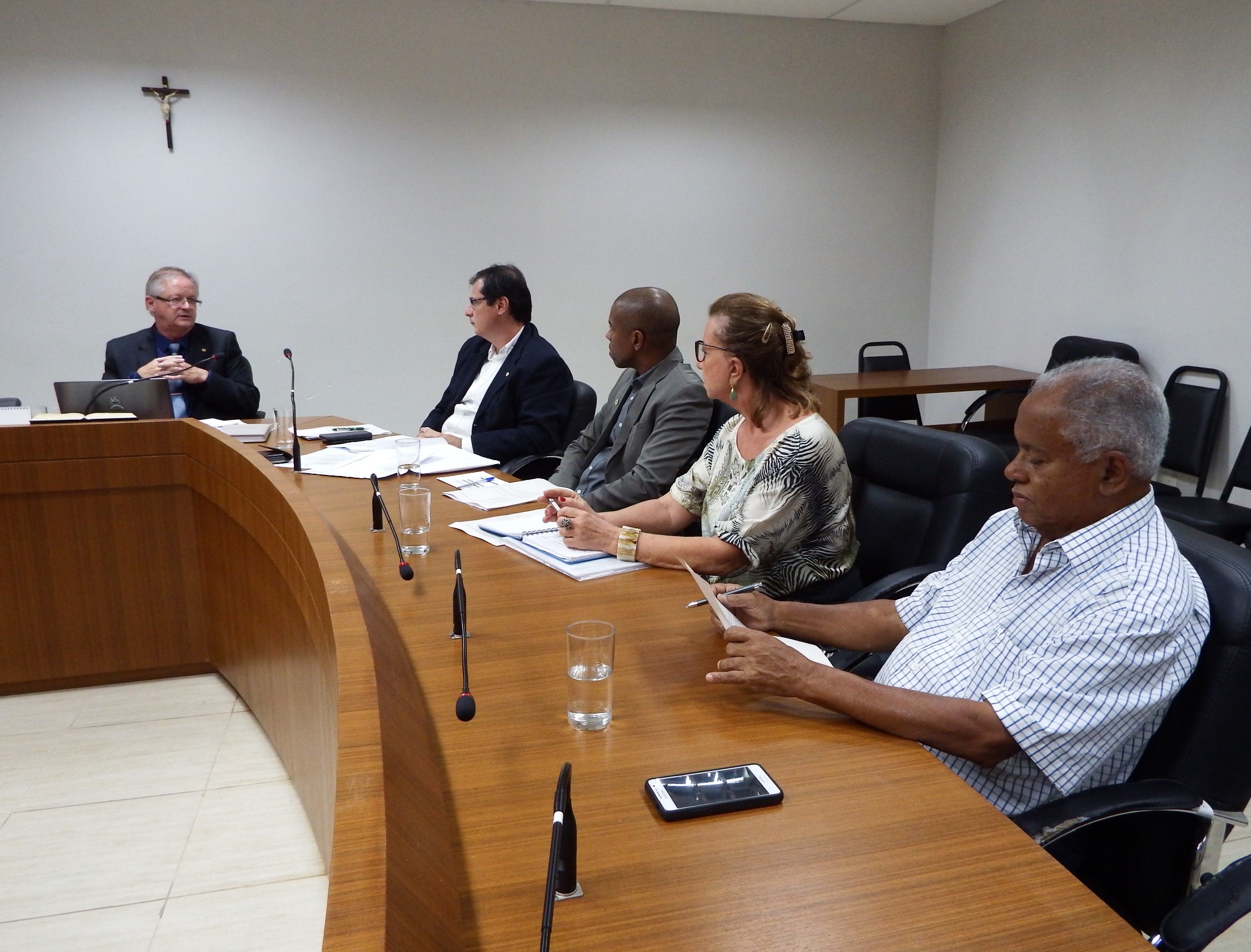Presidente do CRCES participa da Segunda Reunião do Fórum de Conselhos Profissionais