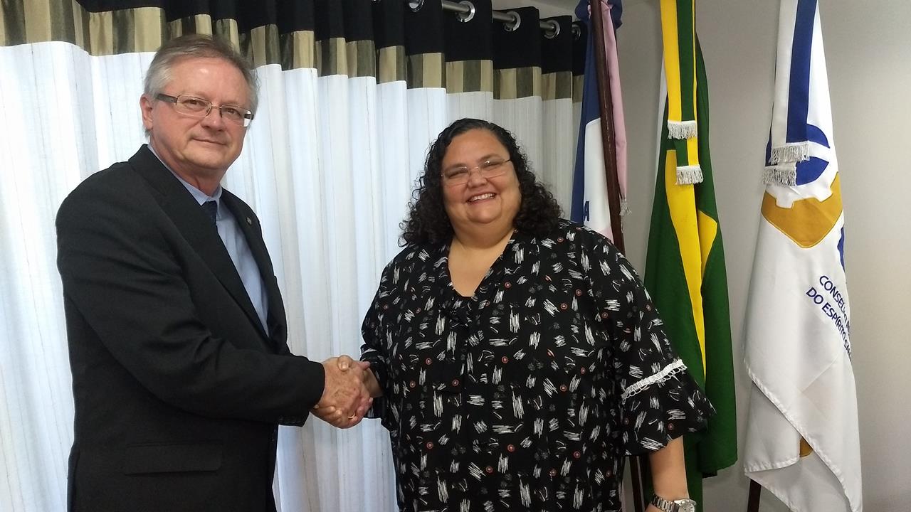 A presidente do CRCPA visitou o CRCES divulgando o IX Encontro da Amazônia Legal